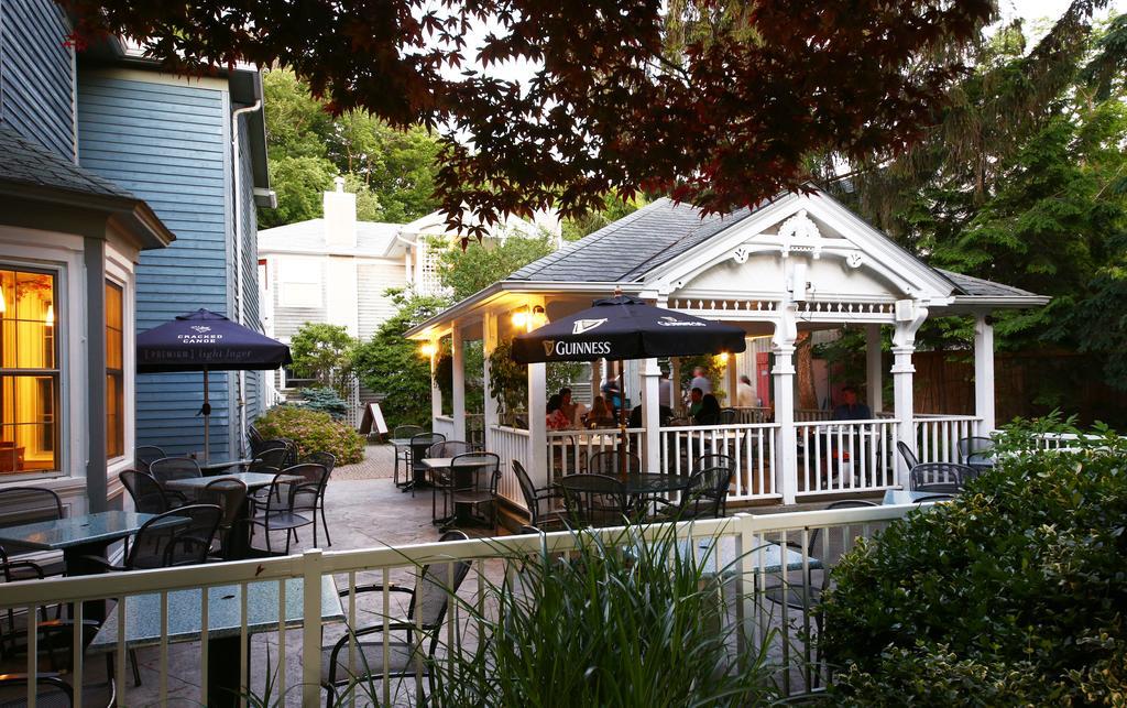 Kettle Creek Inn Port Stanley Exterior photo
